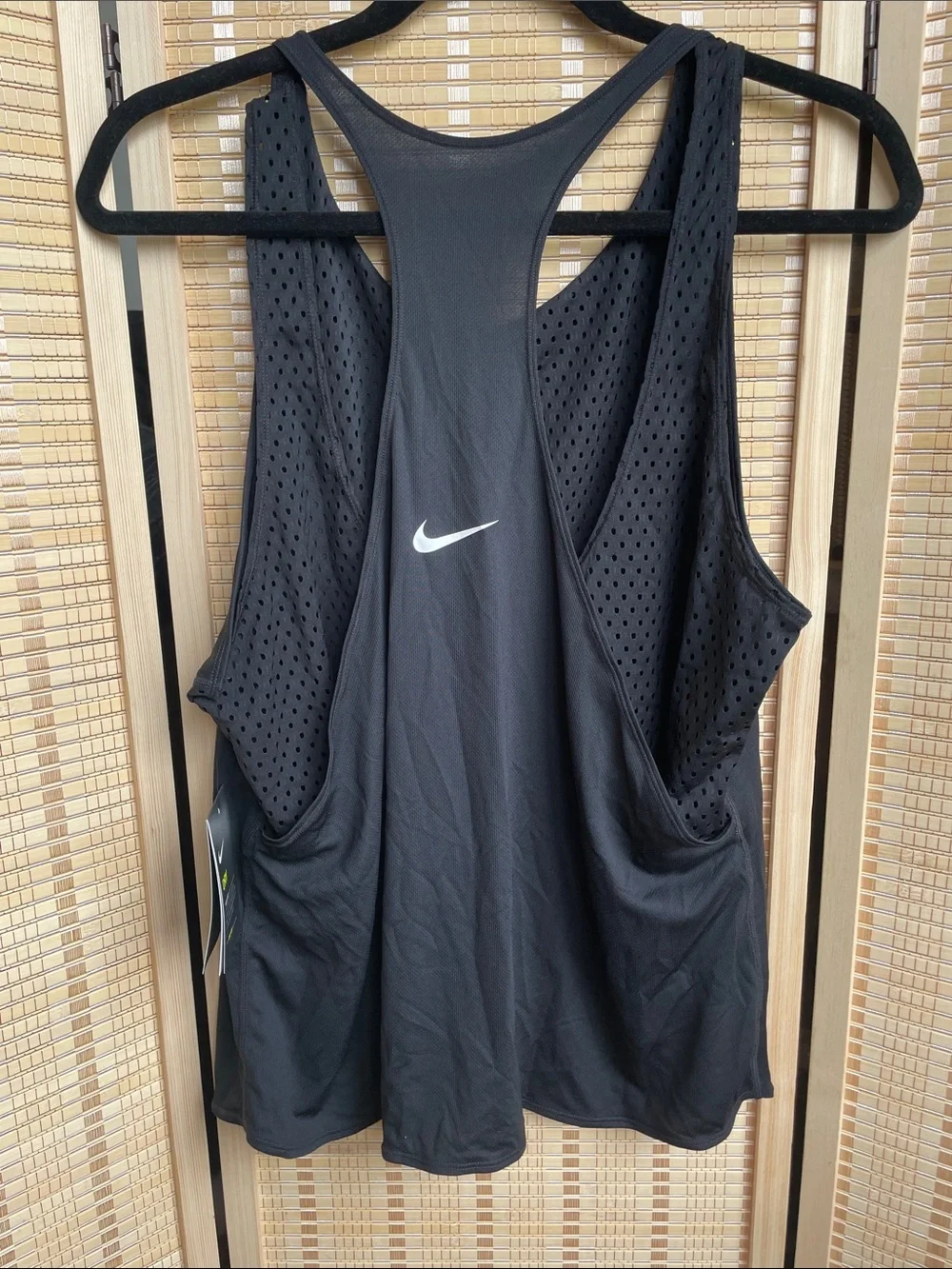 Nike Women’s Black Racerback Training Tank dry fit black top shirt new